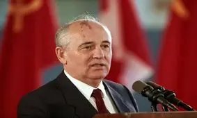  آخرین رهبر شوروی در تبلیغ پیتزا هات آمریکایی/ ویدئو

