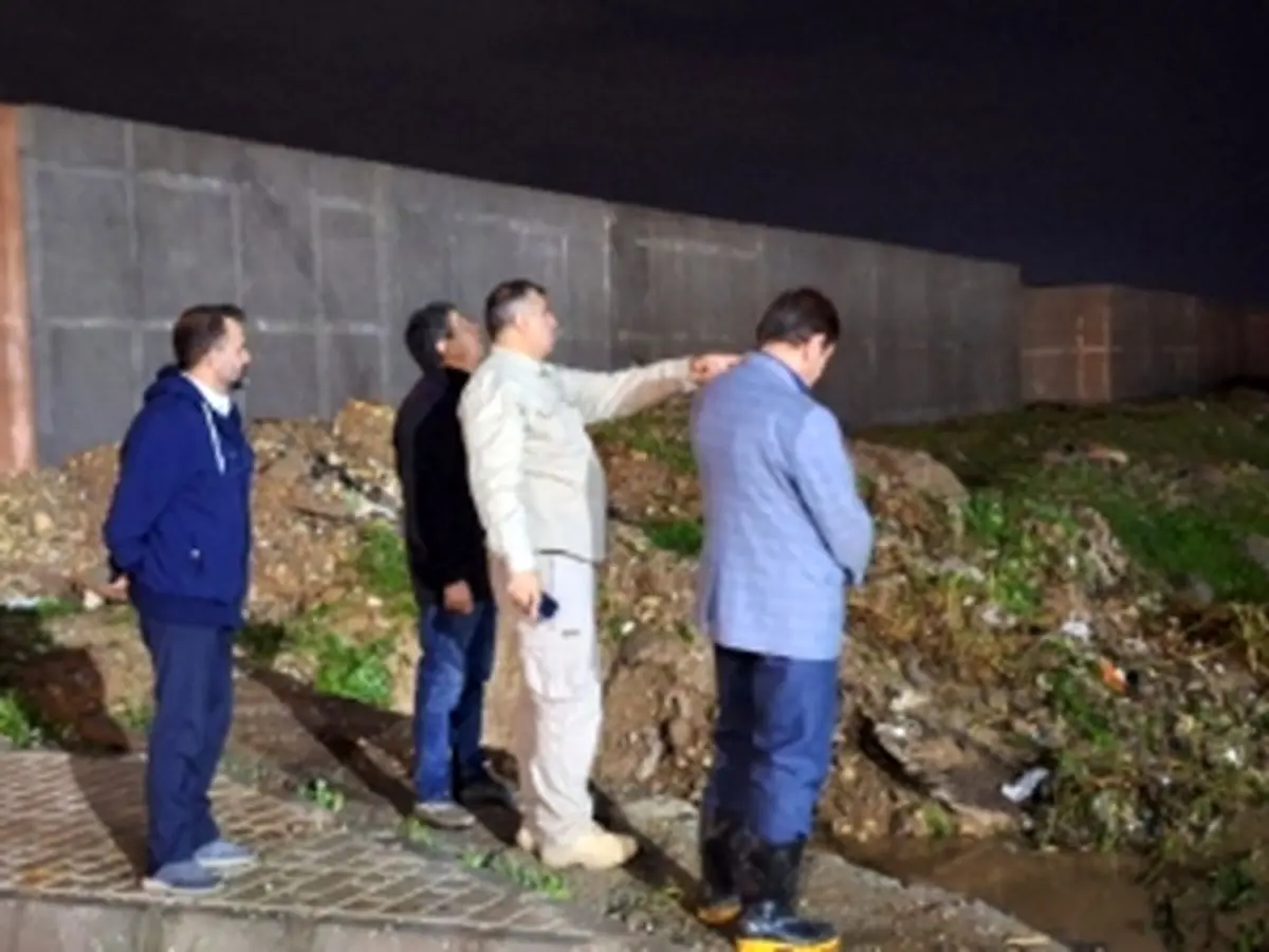 بازدید معاون استاندار خوزستان از عملیات دفع آبهای سطحی اندیمشک