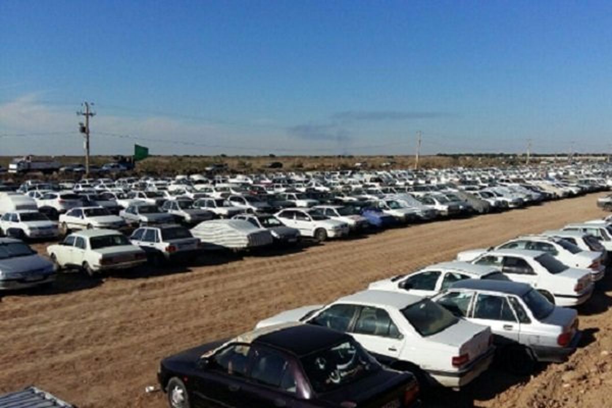 زائران برای دریافت خودروهای خود در مرز مهران با سامانه ۱۲۰ تماس بگیرند