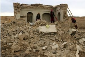 انگلیس ۳٫۵ میلیون پوند به زلزله زدگان افغانستان کمک کرد