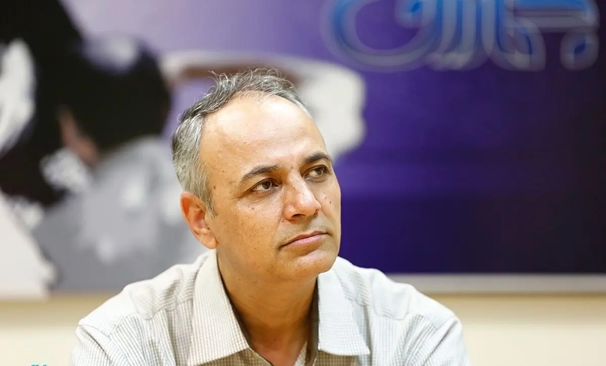 مگر امر به معروف شغل است؟