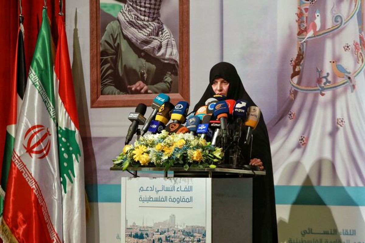 برگزاری همایش «زنان تاثیرگذار جبهه مقاومت» در لبنان با حضور جمیله علمالهدی/ همسر رئیس جمهور: هرچه زنان ایرانی به دست آوردند به دلیل فداکاری مردان بوده است