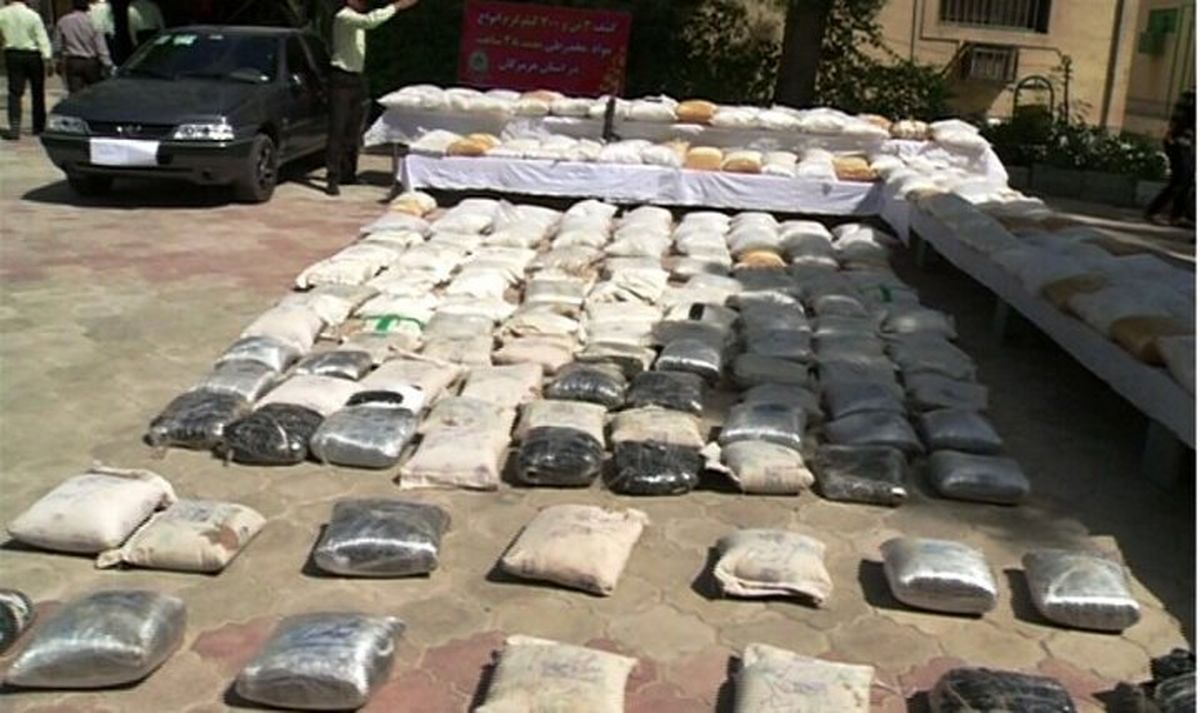 کشف 2 تن تریاک در درگیری مسلحانه تکاوران پلیس