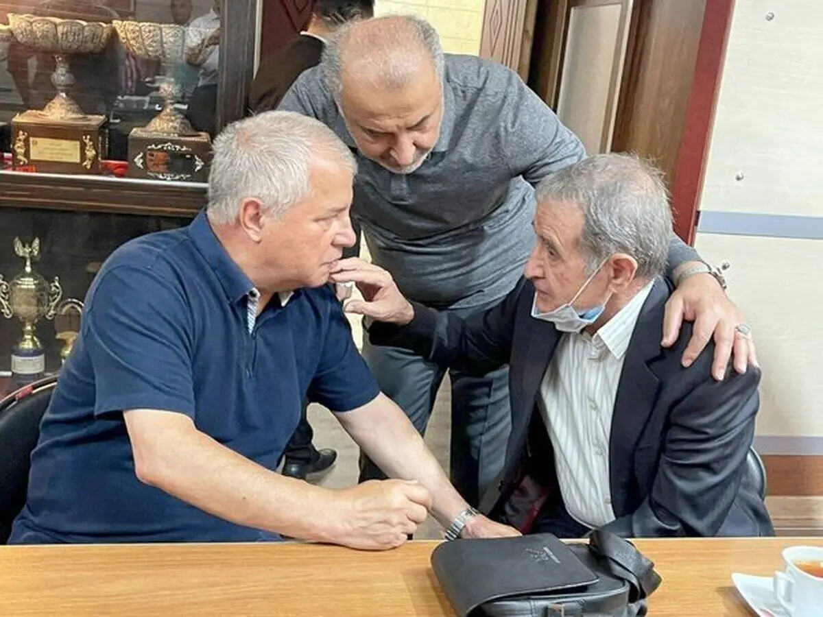 جدیدترین خبرها از وضعیت سلامتی علی پروین در بیمارستان

