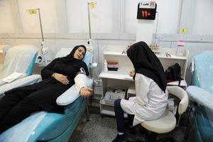 زنان به این ۳ دلیل از اهدای خون می‌ترسند