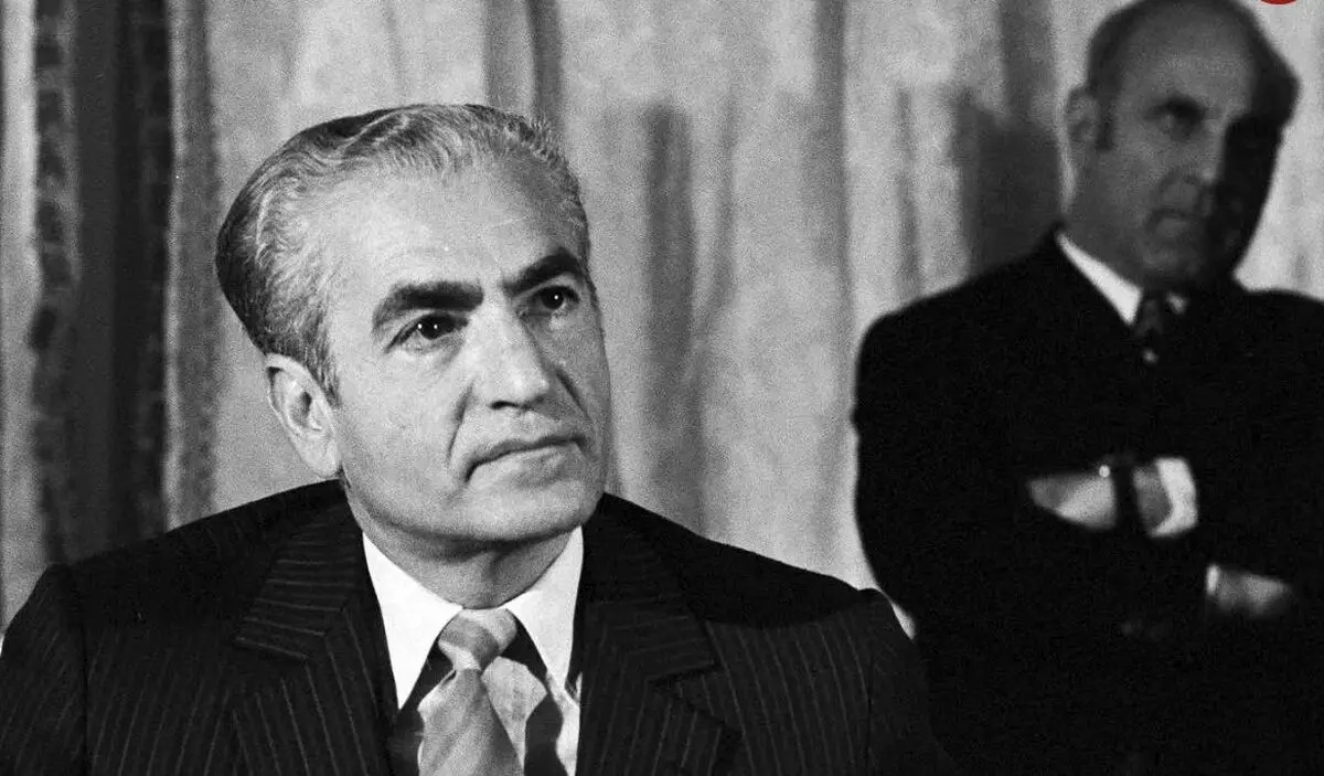 سفر در زمان؛ تفرج «محمدرضا پهلوی و فرح» در نیویورک آمریکا؛ سال 1341 