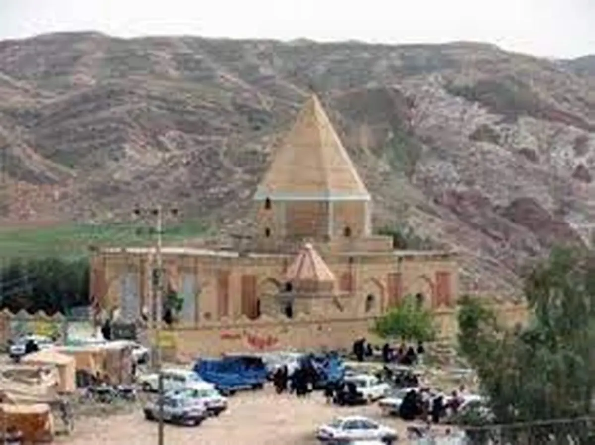 دستبرد به یک امامزاده در لرستان/ ویدئو