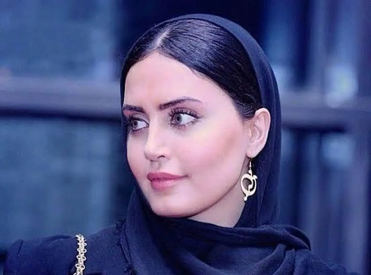 رونمایی «الناز شاکردوست» از تیپ و استایل جدید بهاری اش در 40 سالگی/ عکس