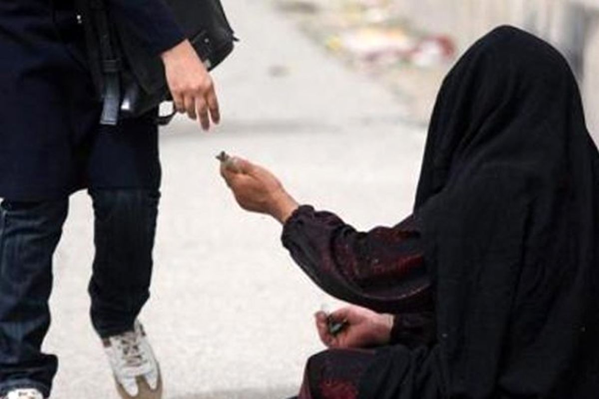 دستگیری زنی که هر روز با پرواز برای گدایی به تهران میرفت