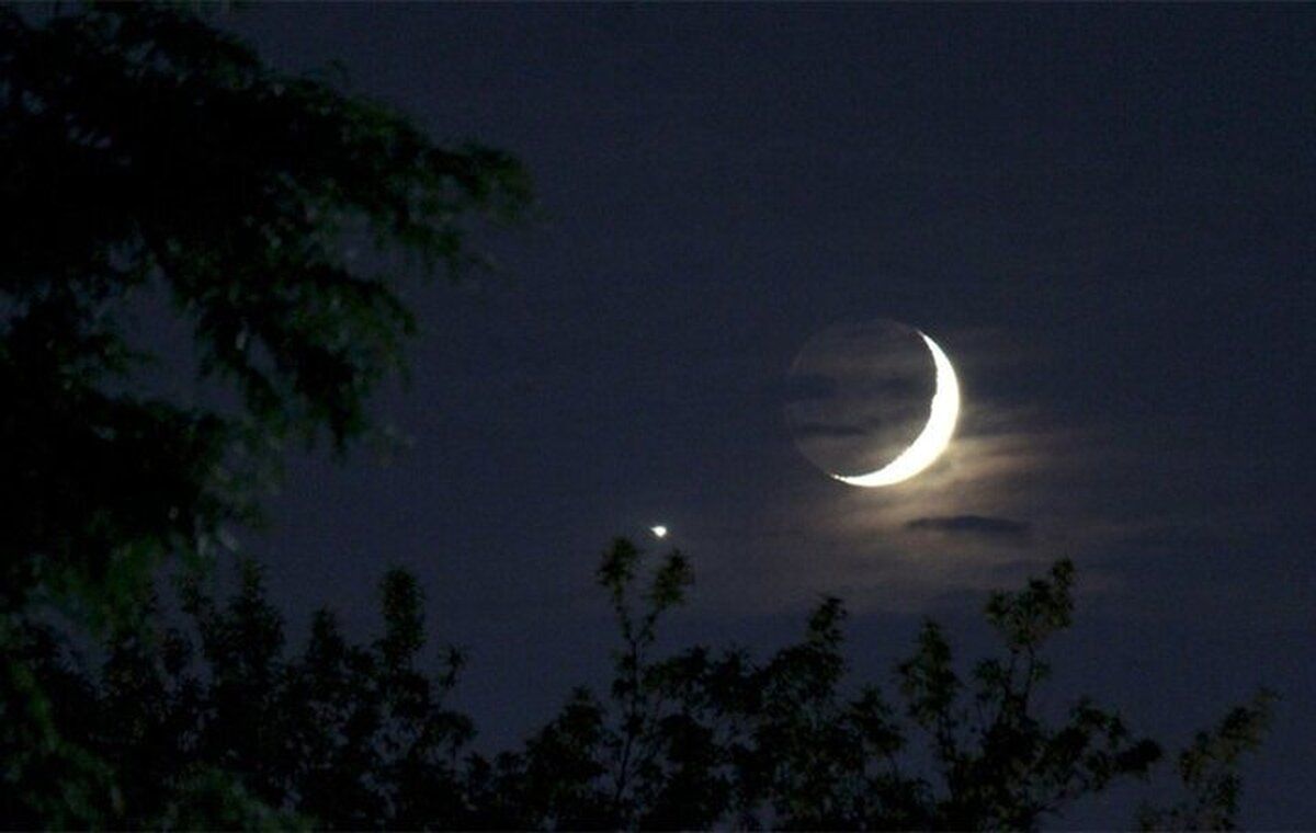  درخشش 2 غول آسمانی؛ مقارنه ماه و سیاره مشتری در آسمان ایران 