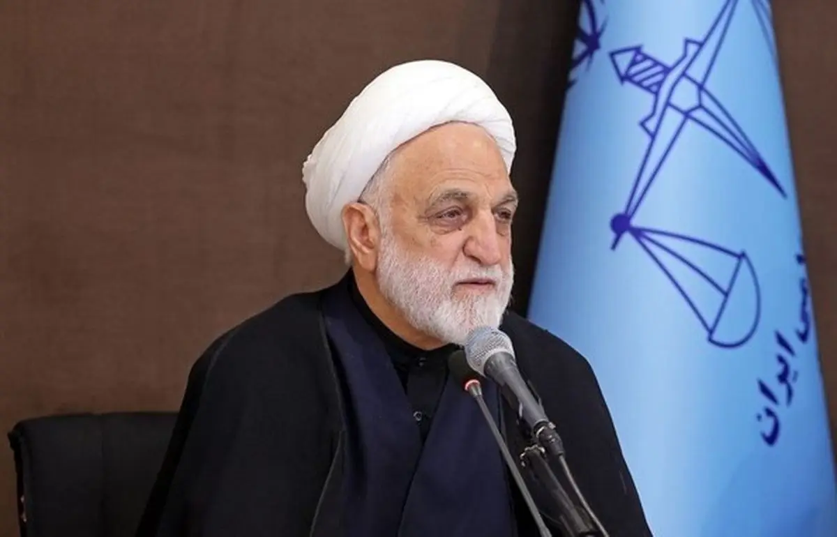 محسنی‌اژه‌ای: مسئولان با چشمان باز و هوشیاری تمام و کمال مذاکره خواهند کرد/ امروز وحدت و انسجام ملی، از گذشته مهم‌تر است؛ باید زمین دشمن را بشناسیم و از بازی کردن در آن پرهیز کنیم/ اگر چیزی امضا شد و دشمن عهد شکست، ما مقابله‌ به‌ مثل خواهیم کرد