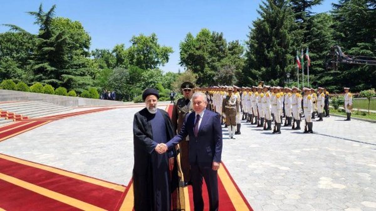 استقبال رسمی رئیسی از رئیسجمهور ازبکستان