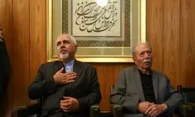 ظریف، ناطق و علی نصیریان در مراسم یادبود مادر مسجد جامعی