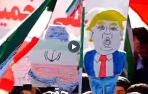 ابتکار جالب دانش اموز گرگانی در مراسم 13 ابان/ ویدئو