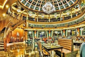 ویدئویی عجیب از یک رستوران معلق در تهران