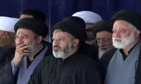 حضور فرزندان رهبر شهید در شب دوم مراسم بزرگداشت امام شهید امت در حرم مطهر رضوی/ ویدئو