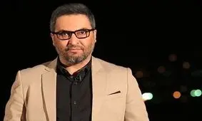 حضور علی کریمی در بهشت زهرا در روز سالگرد درگذشت مرحوم مهرداد میناوند/ ویدئو