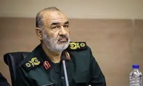 سرلشکر سلامی: دشمنان ترسیده و پیغام می‌دهند که پاسخ ندهید
