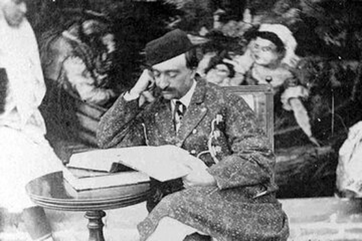  بیست تومانی زمان ناصرالدین‌شاه قاجار/ عکس 