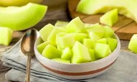 این افراد طالبی نخورند