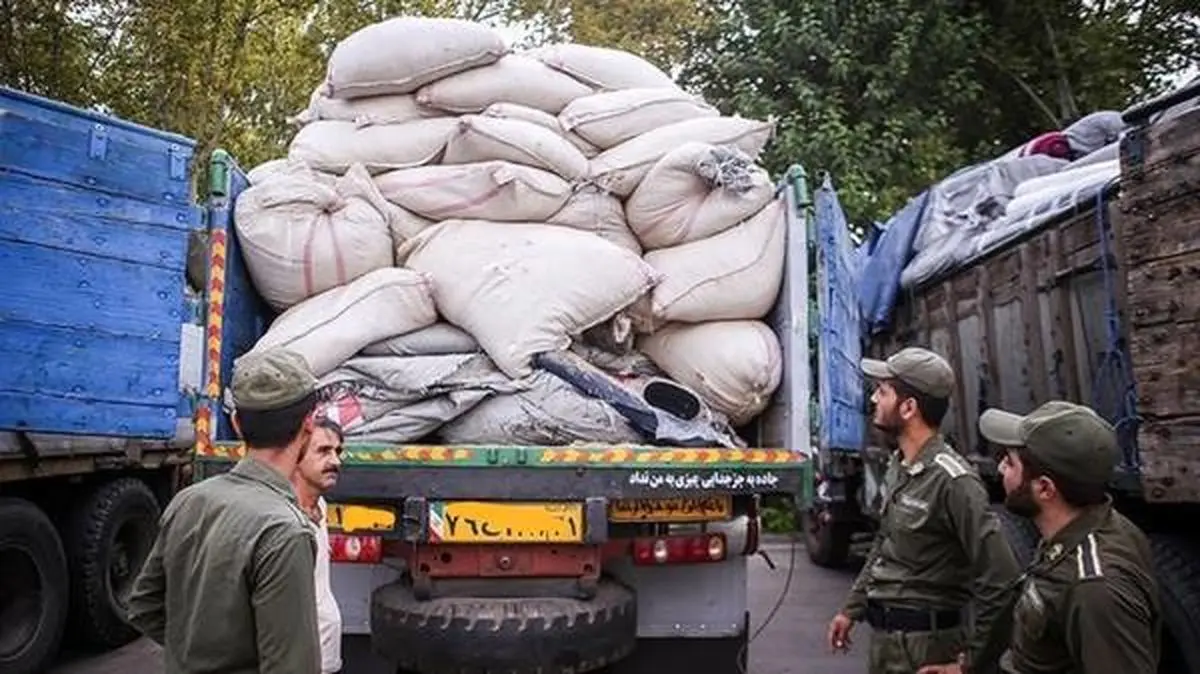 کشف بیش از ۳۲۰۰ تن برنج، روغن و قندوشکر احتکاری