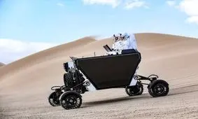 رونمایی از یک ماه‌نورد جدید/ ویدئو