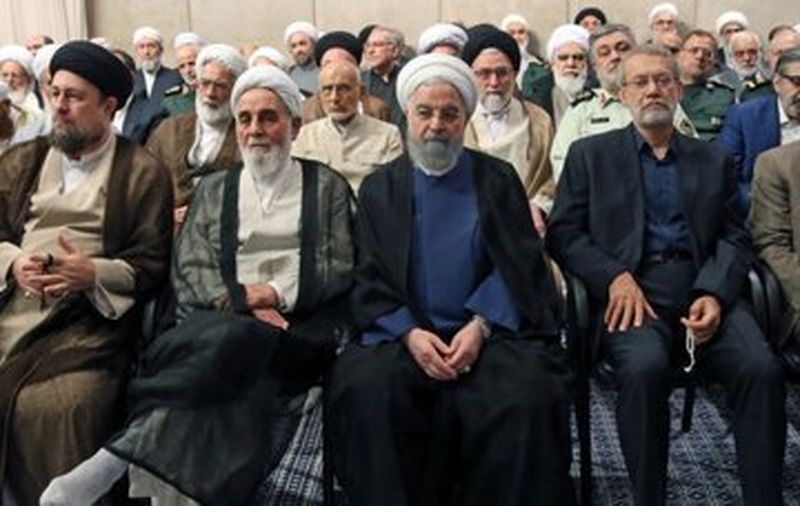 بیمحلی سنگین روحانی و خندههای علی لاریجانی در مواجهه با سعید جلیلی/ ویدئو