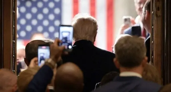 شکست آمریکا در جنگ با ایران / موج مخالفت‌های غربی با ادامه حمله ترامپ / ۵۰۰ کُشته و ۱۱ پایگاه منطقه‌ای که از دست رفت