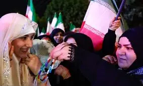 جشن عروسی زوج اهوازی در تجمع شبانه/ تصاویر