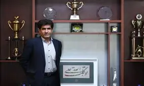 واکنش عضو هئیت رئیسه فدراسیون فوتبال به پاداش ۱۴۰ میلیاردی قلعه‌نویی: این پاداش‌‌ها نسبت به گذشته خیلی ناچیز است!