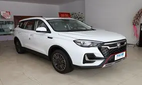 وی جی وی U70 Pro؛ شاسی بلند 13 هزار دلاری چینی/ تصاویر