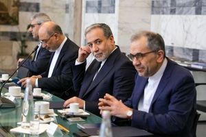 معلق شدن و تعویق مذاکرات یعنی شکست مذاکره/ مسئولان به این چیزها عادت کرده‌اند اما تبعات منفی‌اش نصیب اقتصاد کشور می‌شود

