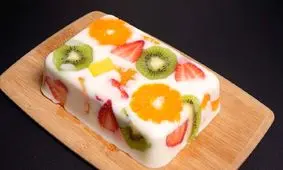 این دسر جادویی میوه ای را برای شب یلدا درست کنید