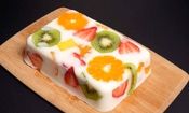 این دسر جادویی میوه ای را برای شب یلدا درست کنید