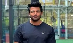 نمایش زندگی لاکچری گلزار دوباره جنجالی شد 