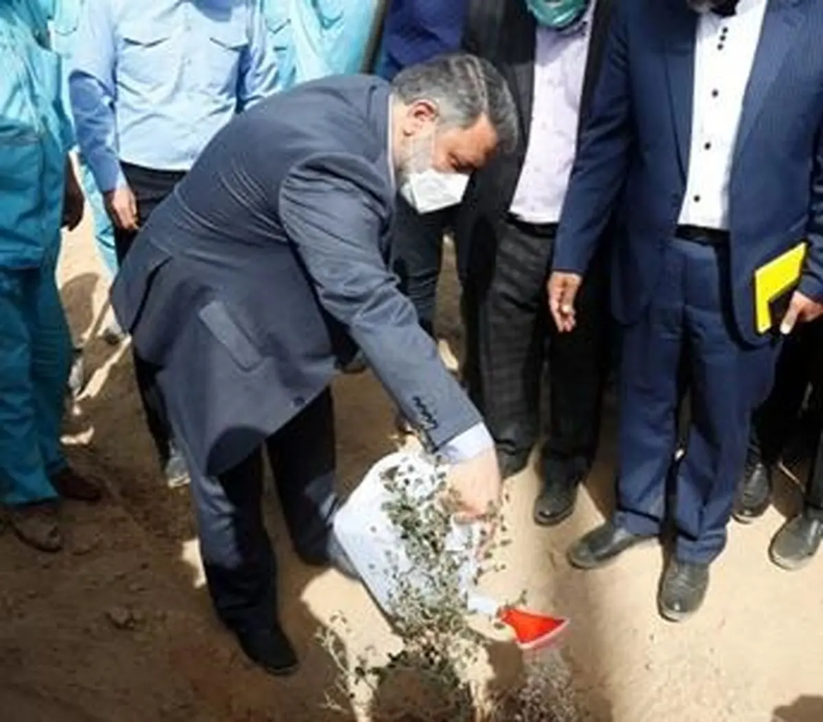  شهردار اهواز در جشن بزرگ هفته درختکاری: گونه های اصیل گیاهی باید به اهواز بازگردد

