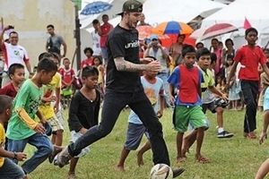 دیوید بکهام در جمع ۱۰۰ نیکوکار برتر سال ۲۰۲۵ / گذار از مستطیل فوتبال به زمین تحول اجتماعی
