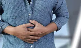 اگر بعد از خوردن غذا معده درد می‌گیرید این مشکلات را دارید