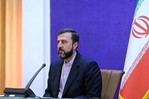 انتقاد غریب آبادی نسبت به سکوت و جانبداری در برابر تجاوزات رژیم صهیونیستی و آمریکا علیه ایران