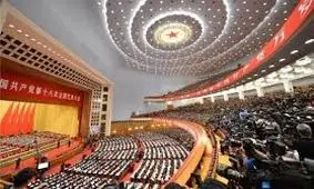 طرح پارلمان چین برای برخورد با پوشیدن لباس‌های «توهین‌آمیز»: جریمه نقدی و دستگیری