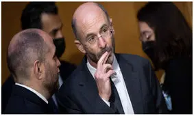 تعلیق مجوز صلاحیت امنیتی رابرت مالی