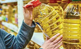 کشف و توقیف بیش از ۲۶۰۰ کیلو روغن در حاشیه شهر مشهد 