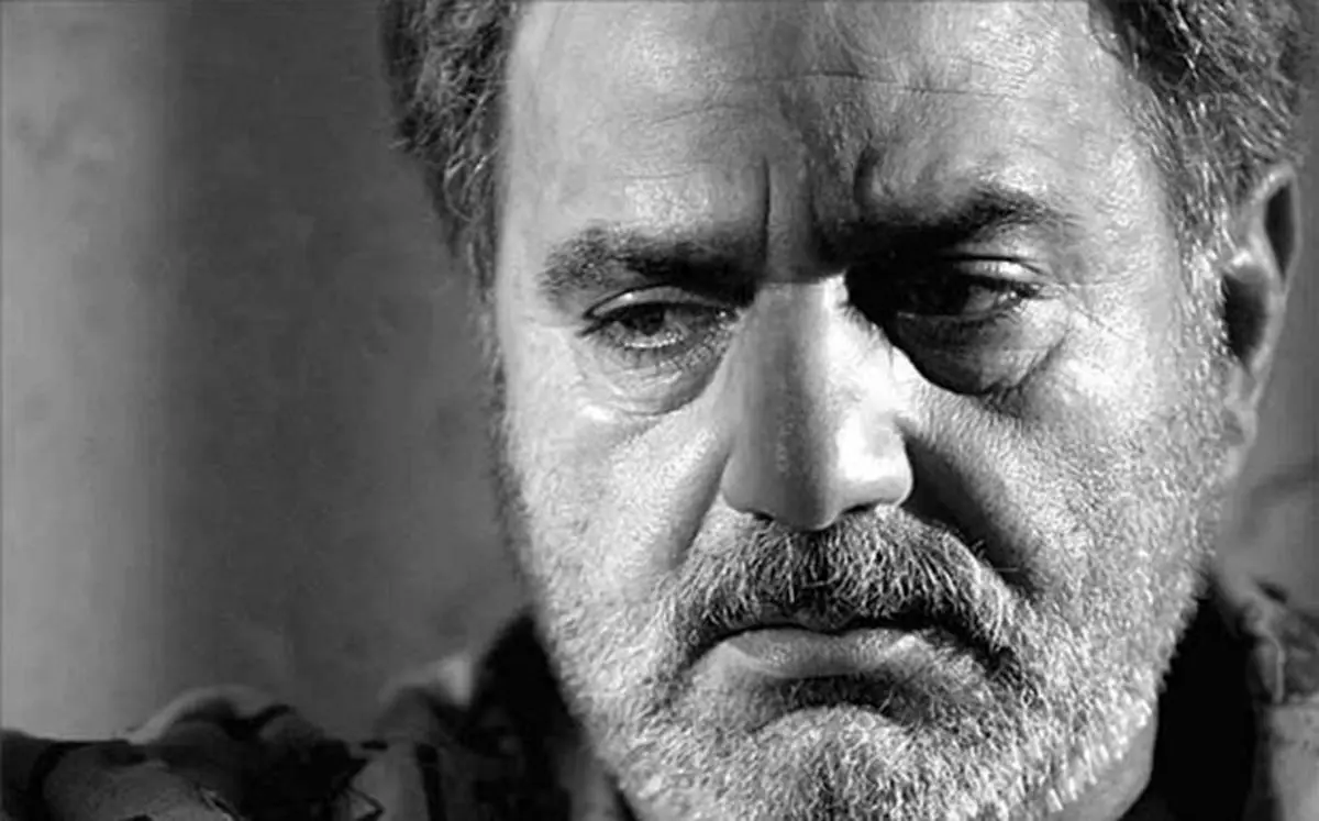 واکنش پرویز پرستویی به شادی وطن فروشان خارج از وطن از حمله دشمن