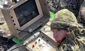 خانم نماینده تانک شکار می‌کند!