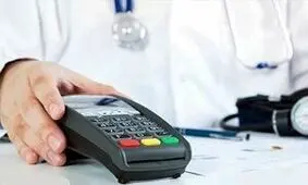 عجیب اما واقعی؛ هندوانه فروشان کارت خوان دارند اما بعضی پزشکان نه!
