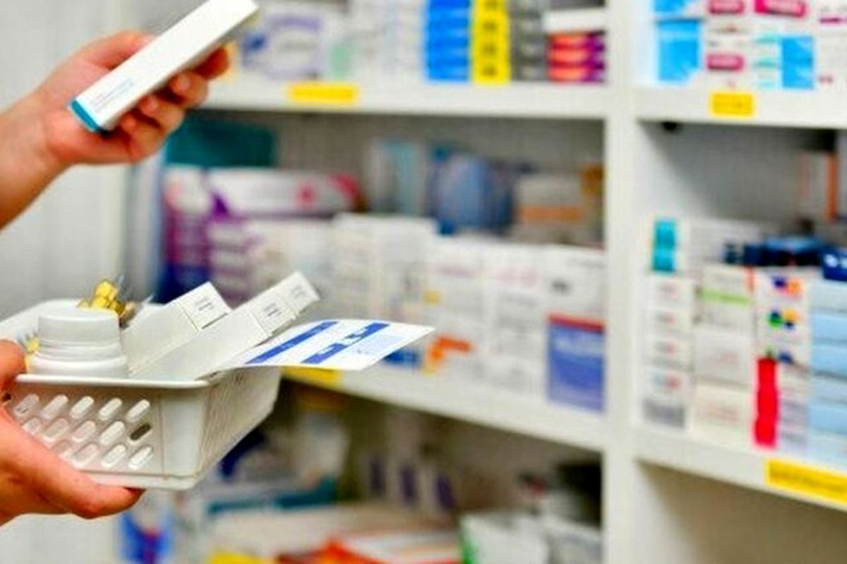 تمهیدات جدید برای مدیریت توزیع دارو در شرایط خاص/ الزام داروخانه‌ها به ارائه خدمات در ایام تعطیل