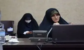 همسر رئیسی: متأسفانه زنان در برخی مناطق جهان با لباس خواب در عموم حاضر می‌شوند