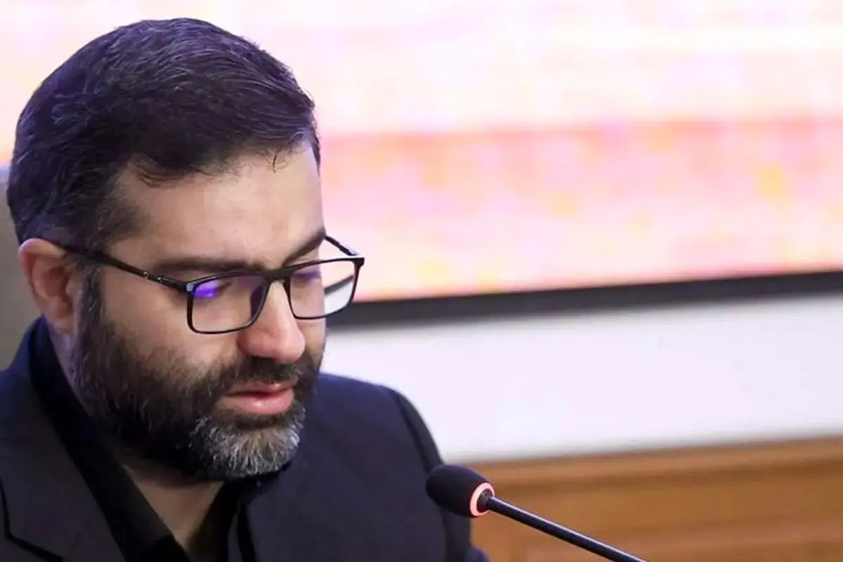 سقاب‌ اصفهانی: همه خانواده ‌فدای یک لحظه سربلندی ایران/ اگر حمل و نقل ریلی مناسب و وسایل نقلیه ایمن داشتیم، سوانح رانندگی نداشتیم