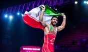 علیزاده، اولین طلایی کشتی فرنگی ایران در آسیا/ محمدی به مدال برنز رسید

