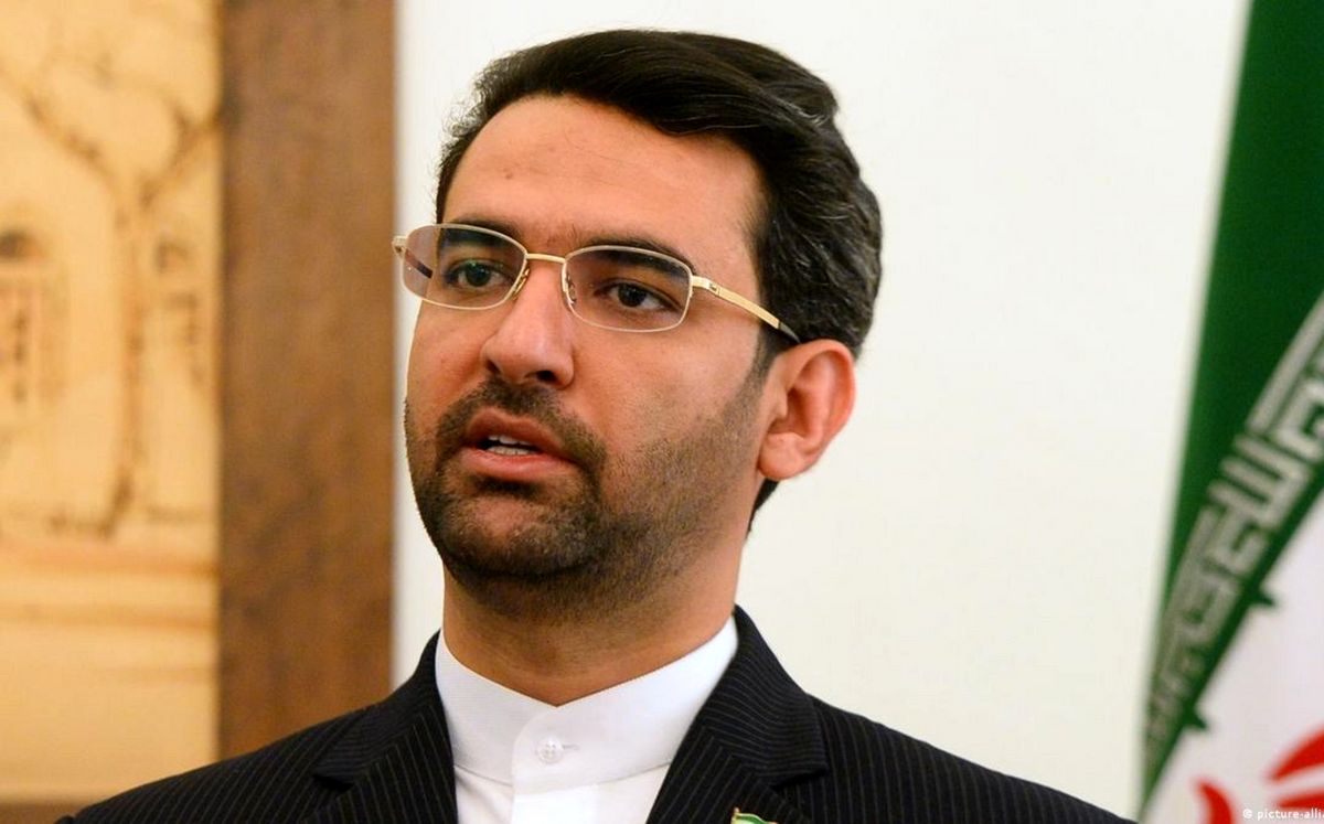 آذری جهرمی: صاحبان سکو و فعالان تجاری در آن، مگر از مردم نیستند؟